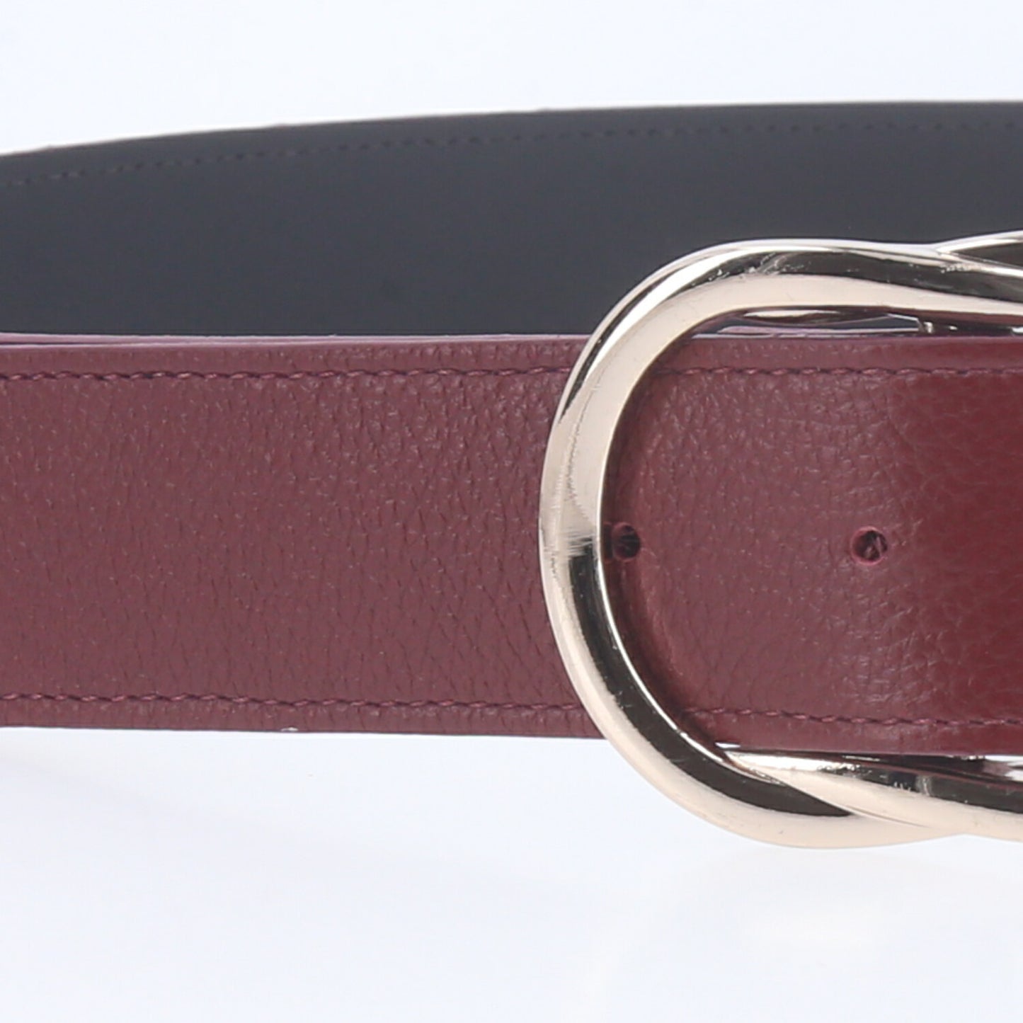 Cinto Feminino de Couro com Fivela em Design Torcido Vinho