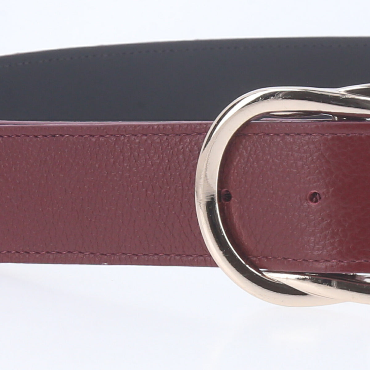 Cinto Feminino de Couro com Fivela em Design Torcido Vinho