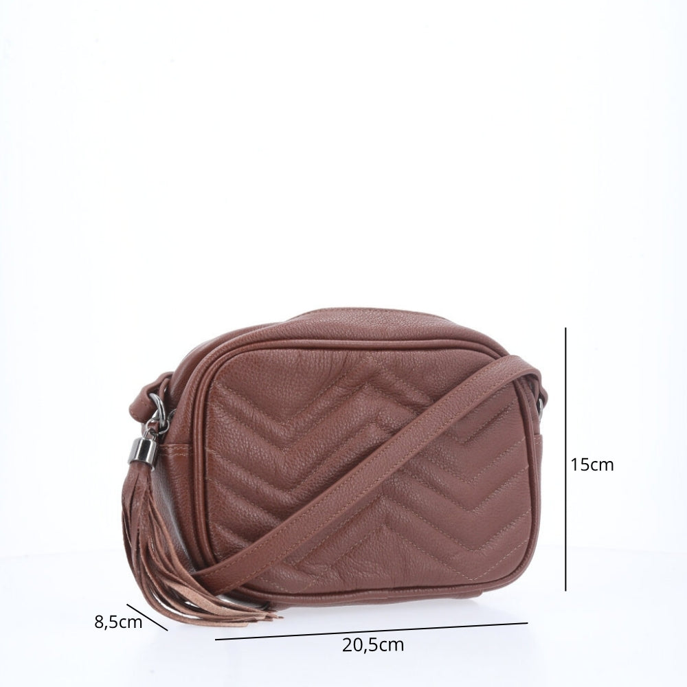 Bolsa Crossbody Feminina em Couro Matelassê com Tassel Marrom
