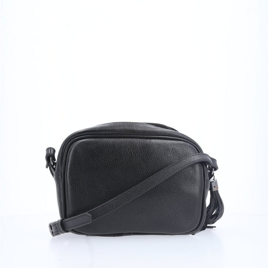 Bolsa Crossbody Feminina em Couro Matelassê com Tassel Preto