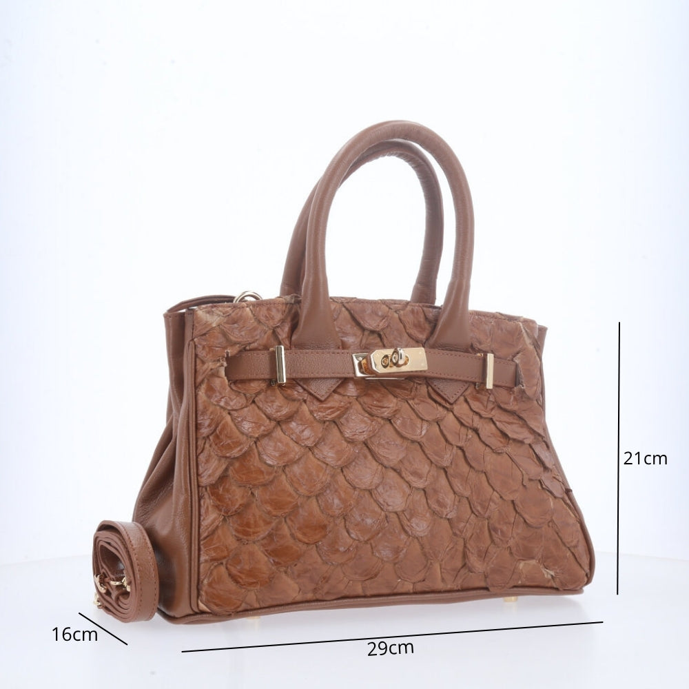 Bolsa de Ombro Pirarucu com Metal Ouro Caramelo