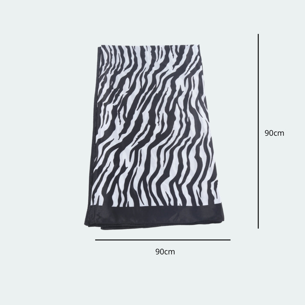 Lenço de Cetim Feminino com Estampa de Zebra Preto