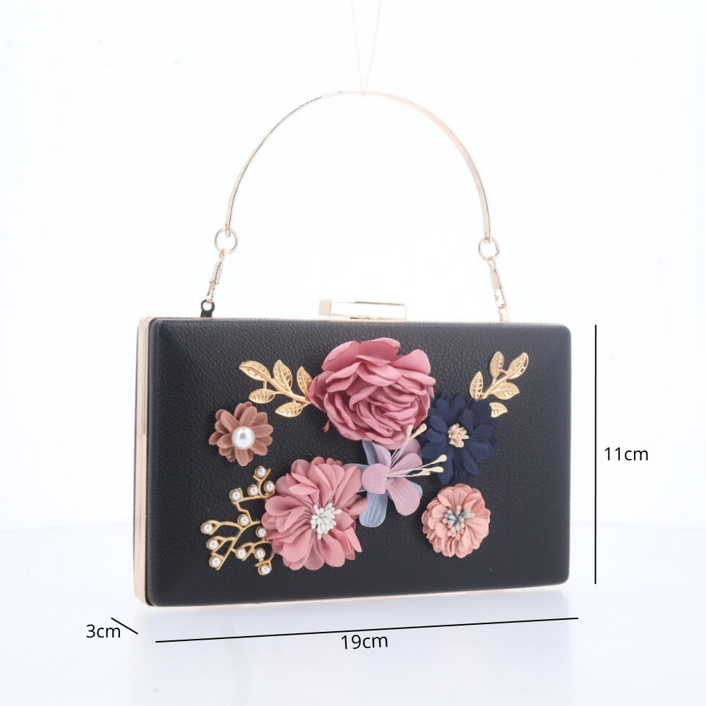 Bolsa Festa Feminina com Flores Aplicadas Preto