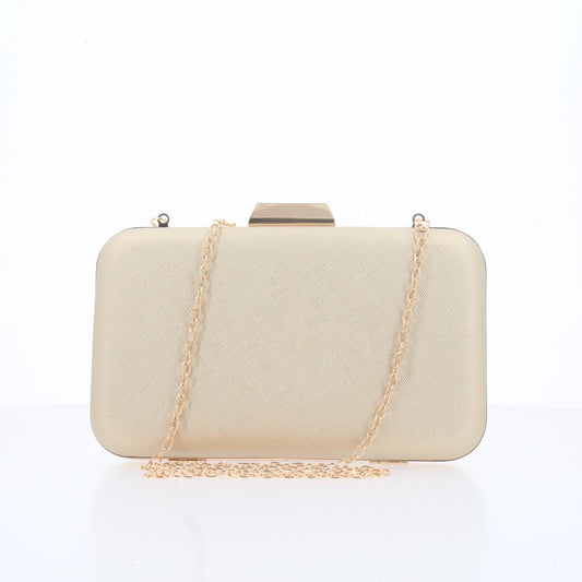 Bolsa Festa Feminina Clutch Estruturada com Corrente Dourada Ouro