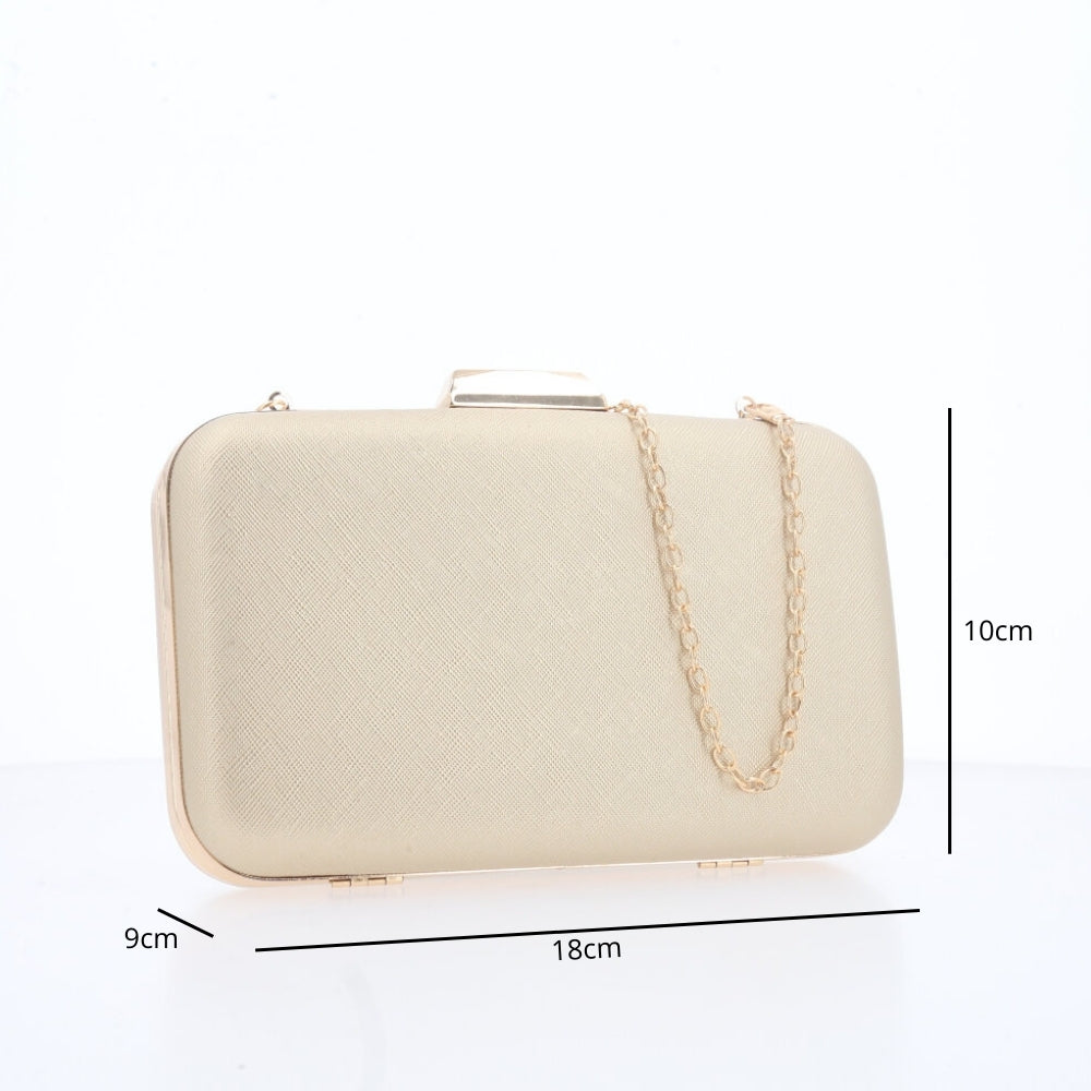 Bolsa Festa Feminina Clutch Estruturada com Corrente Dourada Ouro