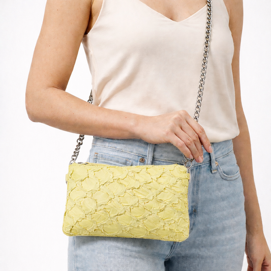 Bolsa Pequena em Couro Legítimo de Pirarucu Amarelo