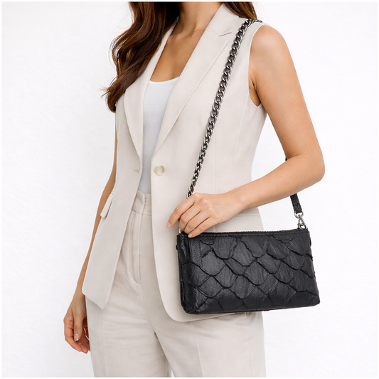 Bolsa Pequena em Couro Legítimo de Pirarucu Preto