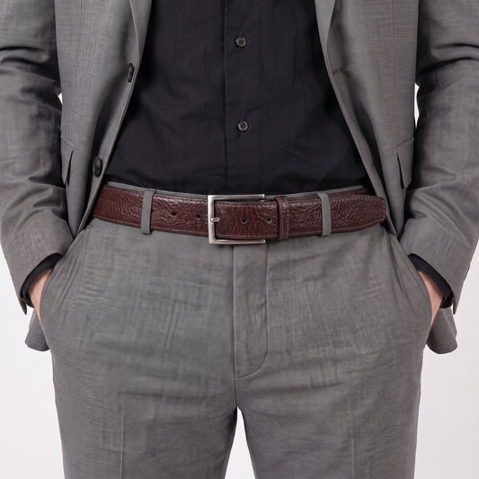 Cinto Masculino em Couro Texturizado com Fivela de Metal  Marrom
