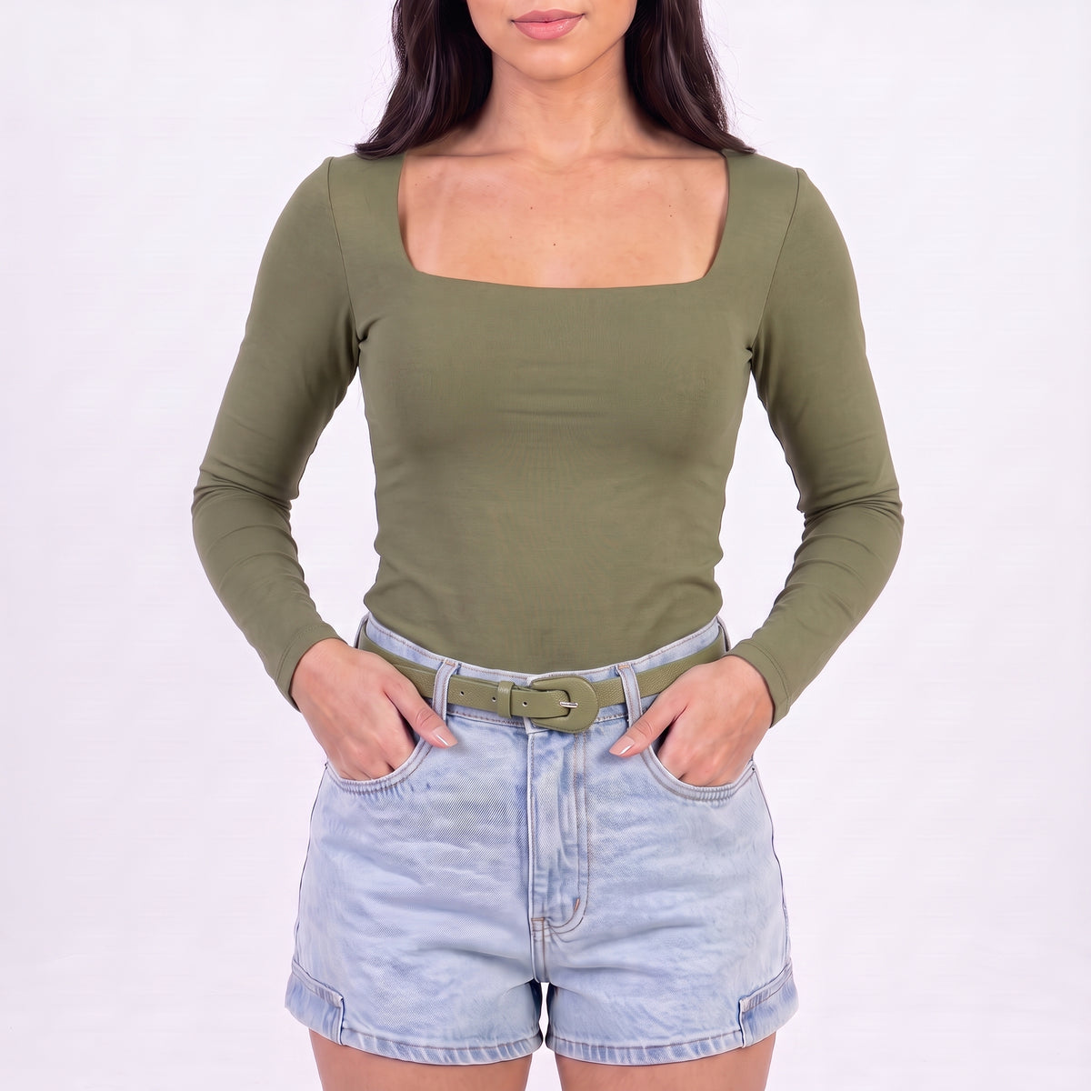 Cinto Feminino de Couro com Fivela Encapada Oval Verde escuro