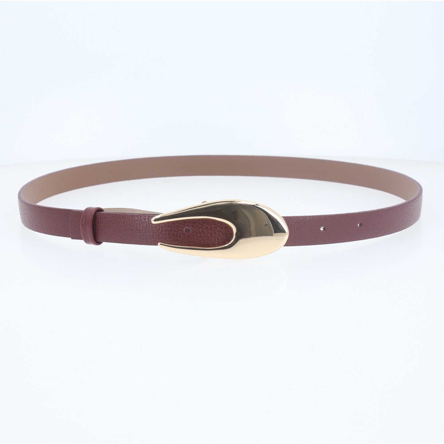 Cinto de Couro com Fivela Curva Metalizada Vinho