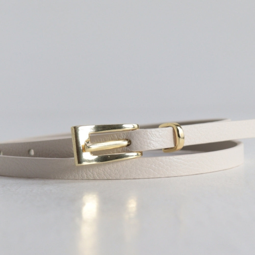 Cinto Feminino de Couro com Fivela Metalizada Dourada Marfim