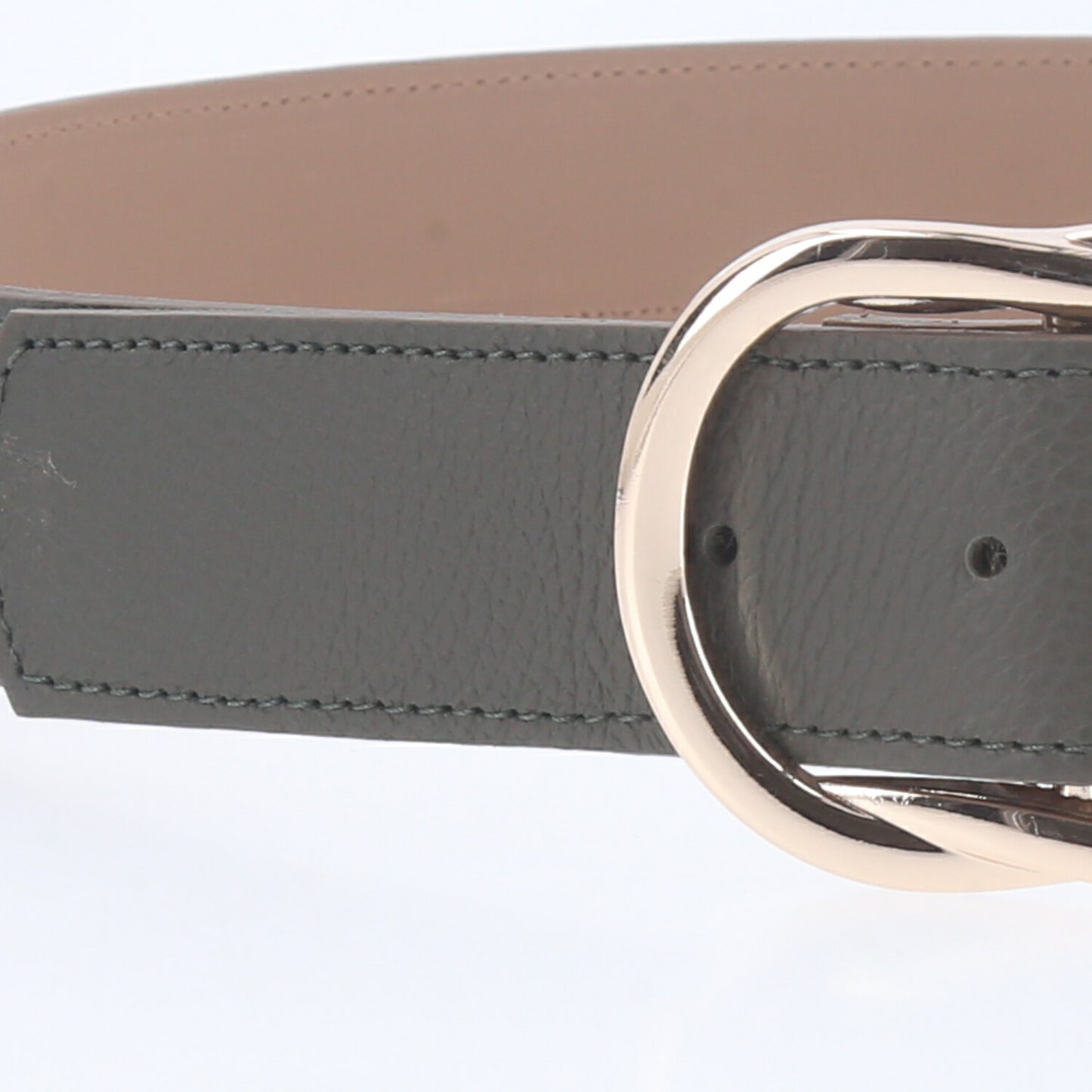 Cinto Feminino de Couro com Fivela em Design Torcido Verde escuro
