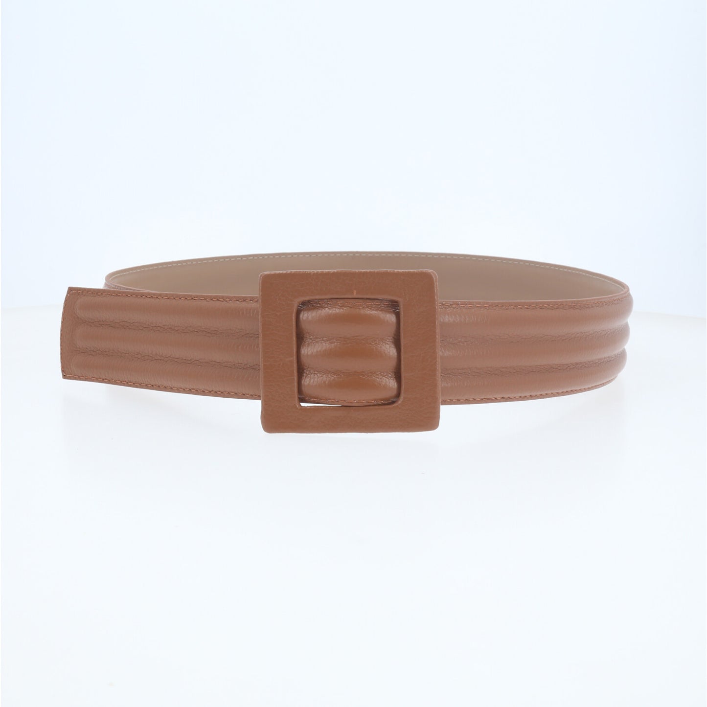Cinto em Couro com Fivela Encapada Caramelo