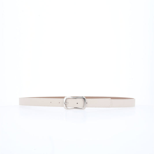 Cinto Feminino em Couro com Fivela Prateada Marfim
