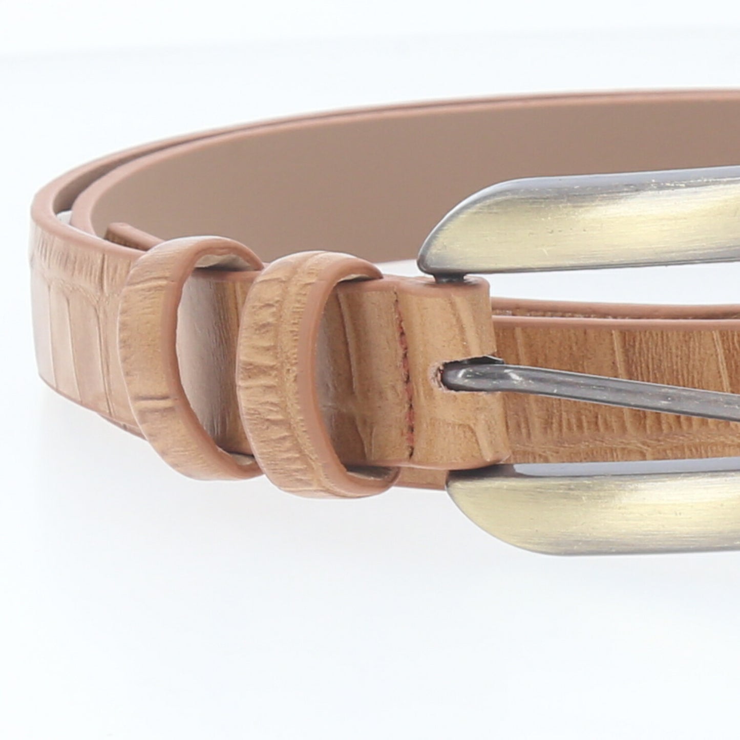 Cinto de Couro Croco com Fivela de Metal Escovado Caramelo