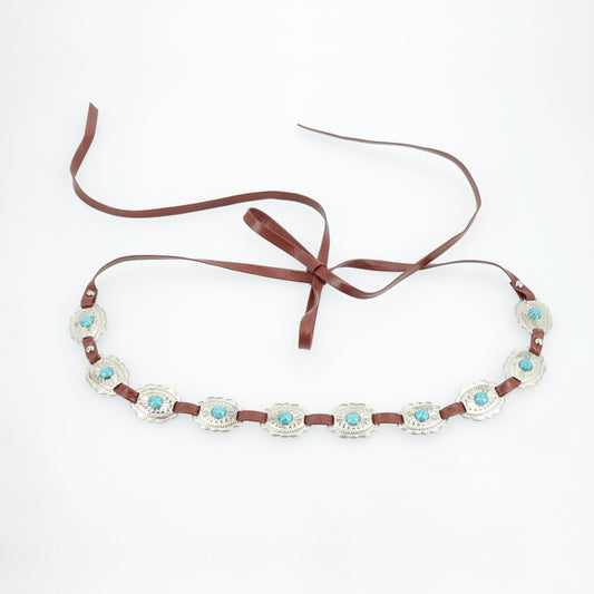 Cinto Feminino de Couro com Apliques Metálicos Caramelo