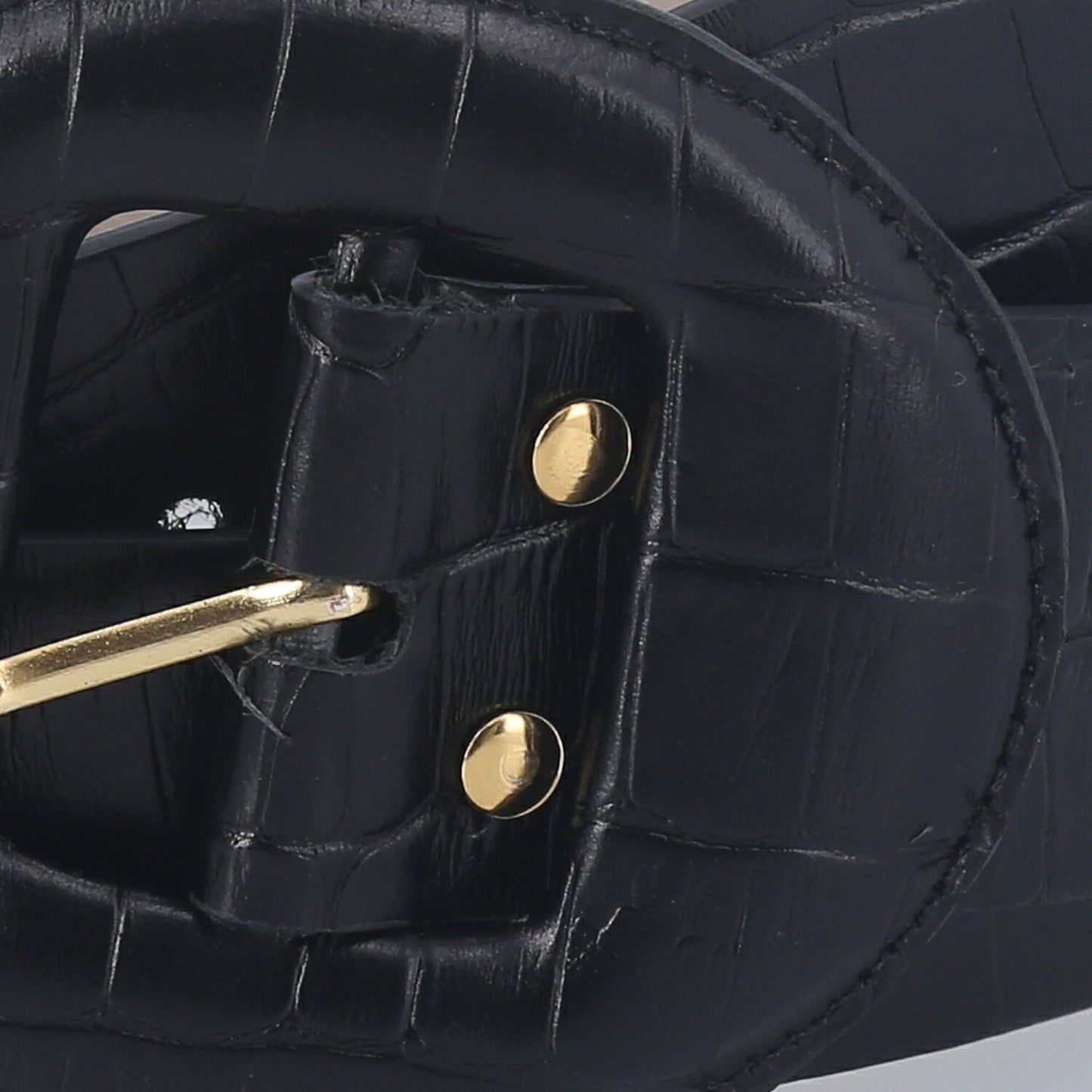 Cinto de Couro Croco com Fivela Encapada Preto