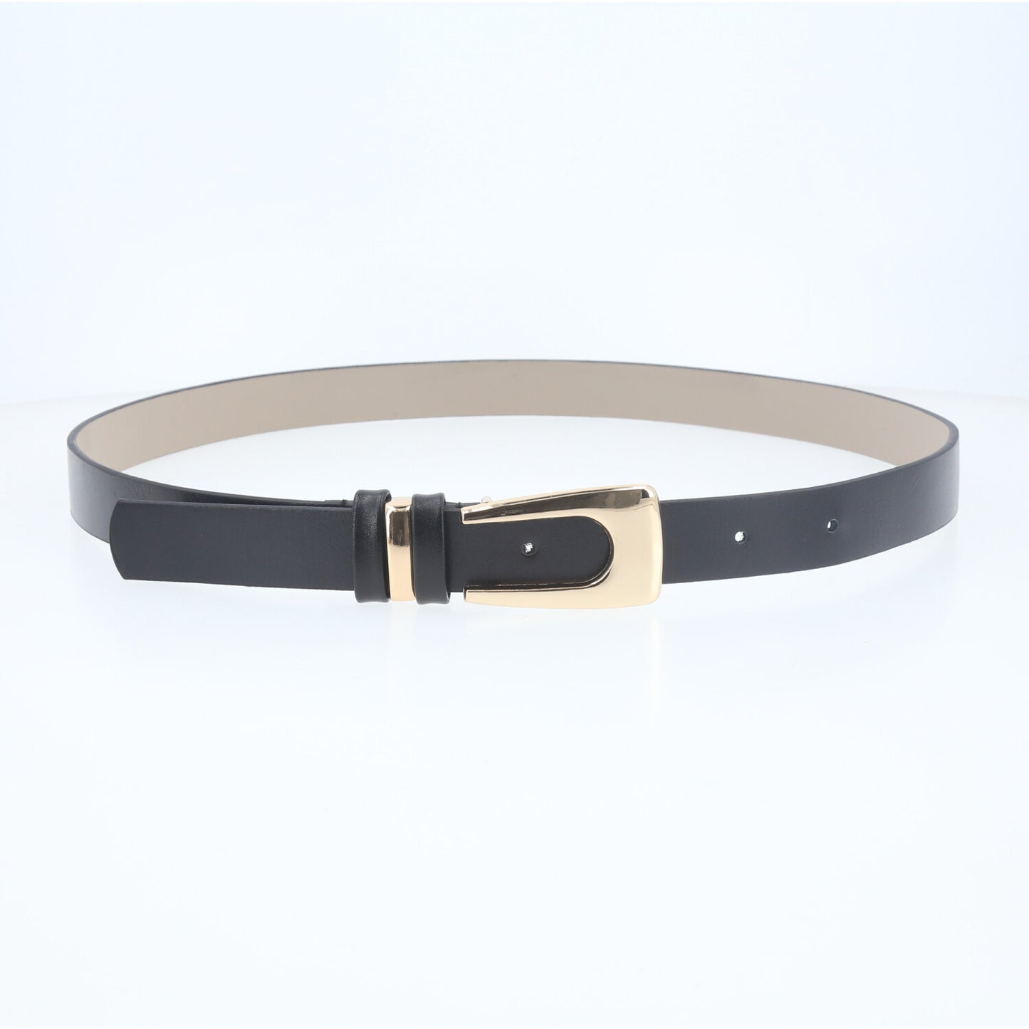 Cinto de Couro Elegante com Fivela Dourada Preto