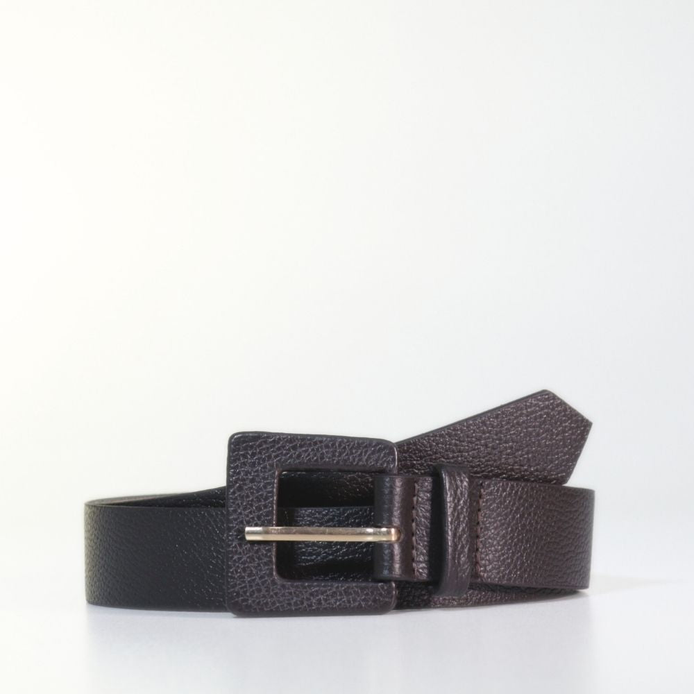 Cinto Feminino de Couro com Fivela Quadrada Encapada Marrom escuro