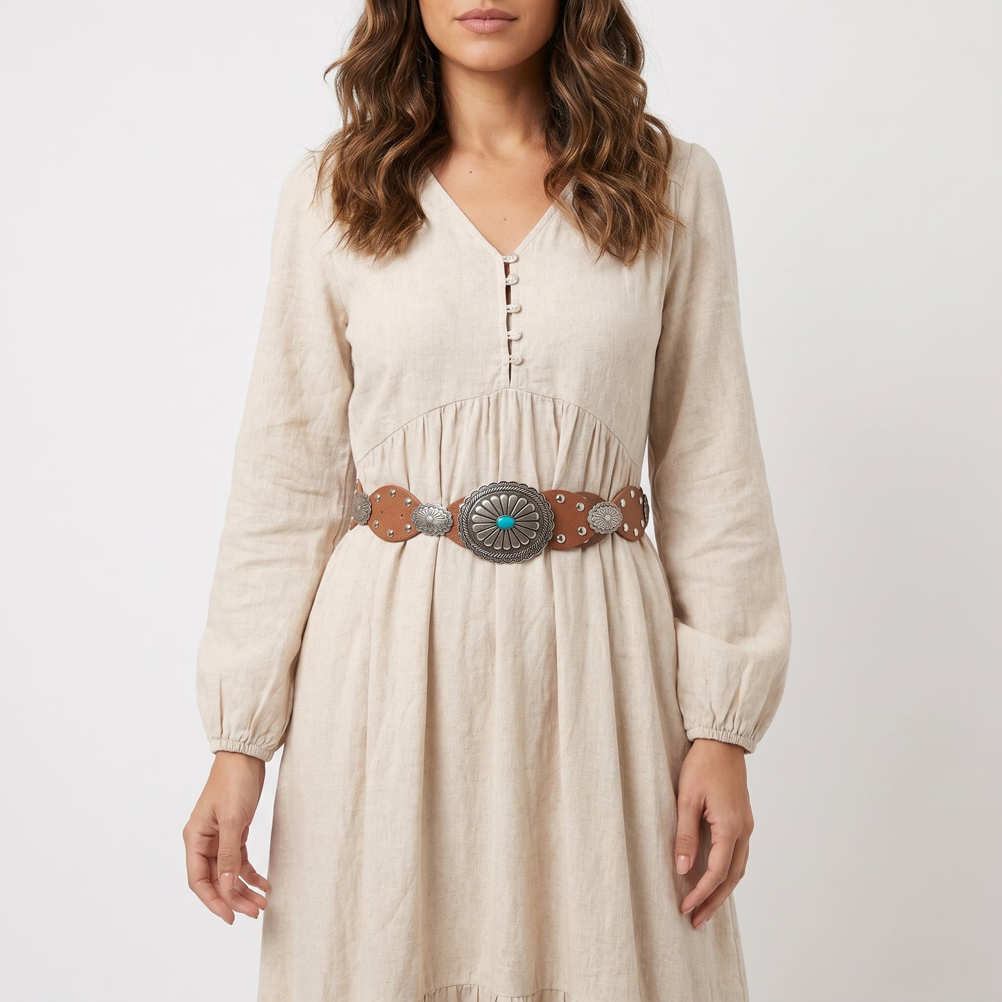 Cinto Feminino de Couro com Fivela Western Metalizada e Aplicações  Caramelo