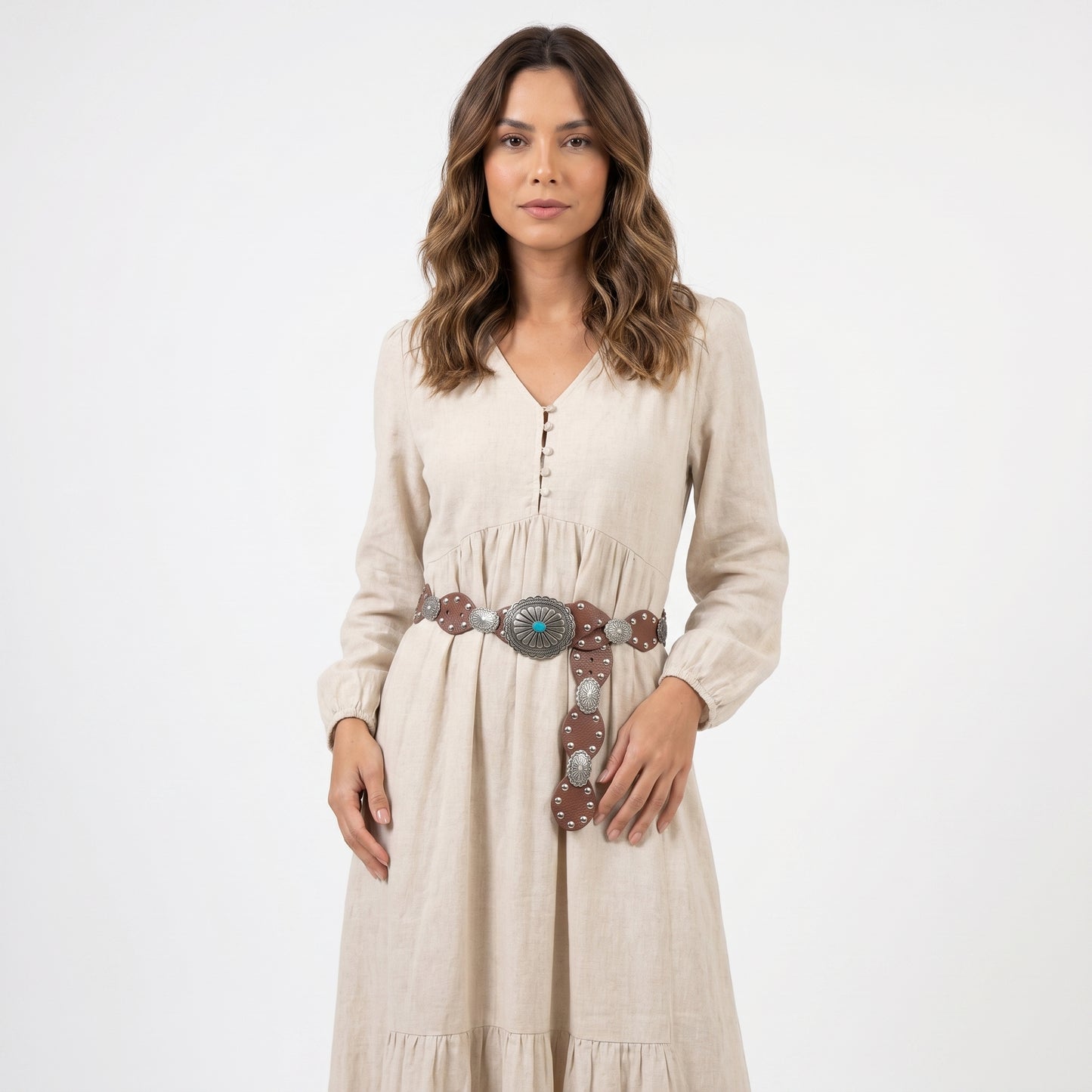 Cinto Feminino de Couro com Fivela Western Metalizada e Aplicações  Marrom
