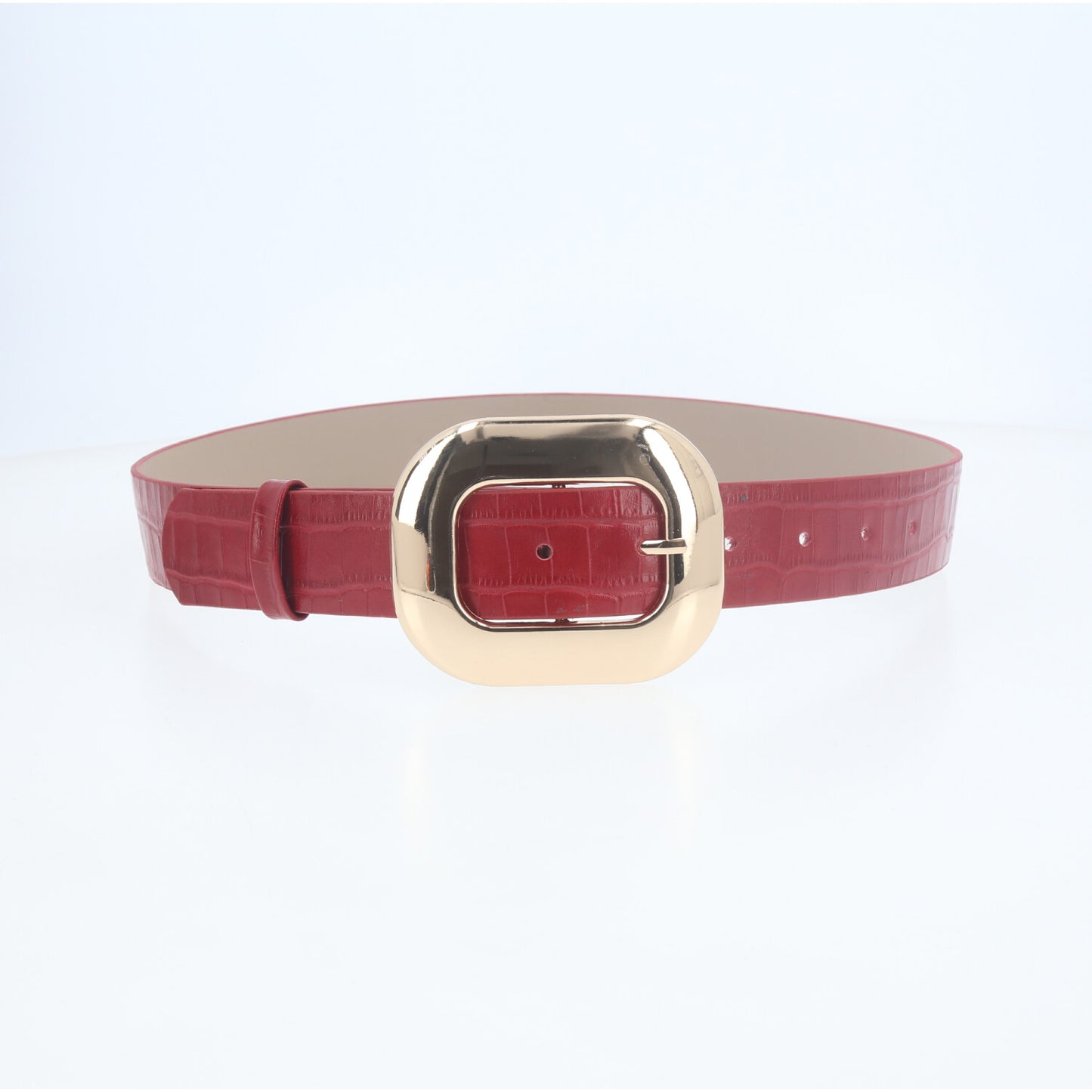 Cinto Feminino em Couro Croco com Fivela Metalizada Dourada Vinho