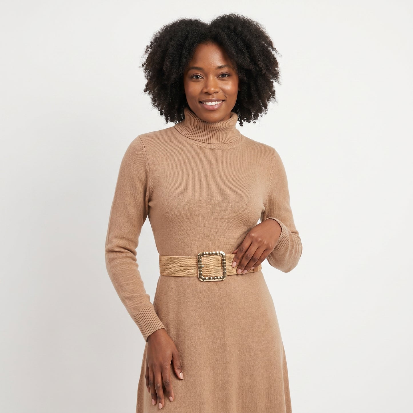 Cinto Feminino de Ráfia com Fivela Metalizada Caramelo