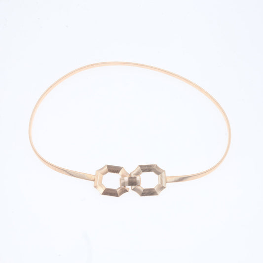 Cinto Metálico com Mola Elástica e Fivela Geométrica Ouro