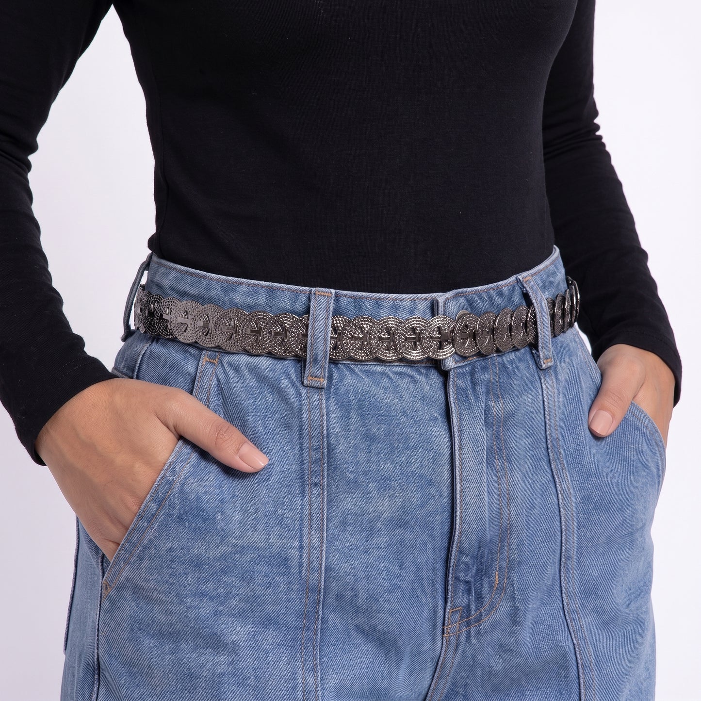 Cinto Feminino Moeda de Metal Preto