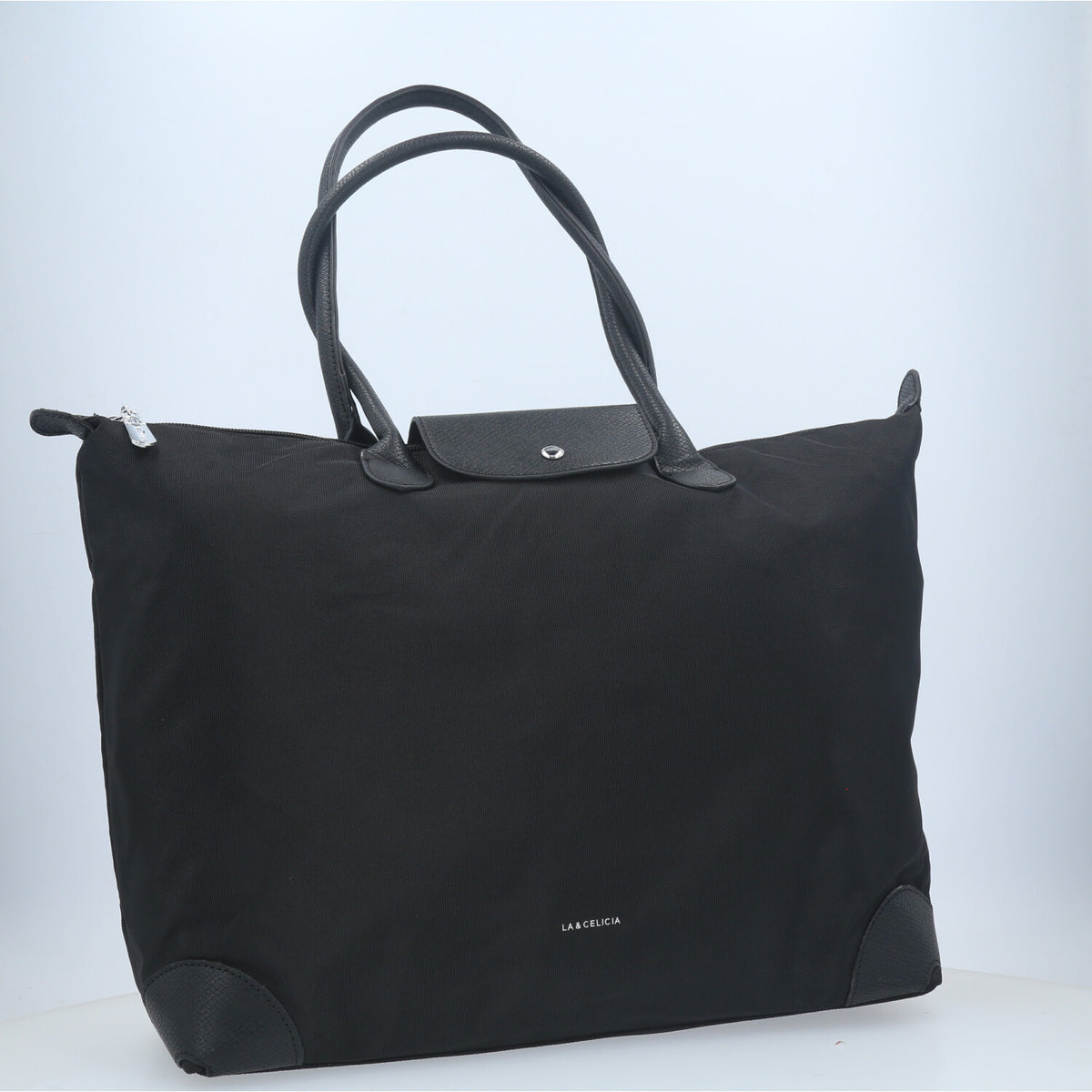Bolsa Grande em Nylon com Divisões Internas  Preto