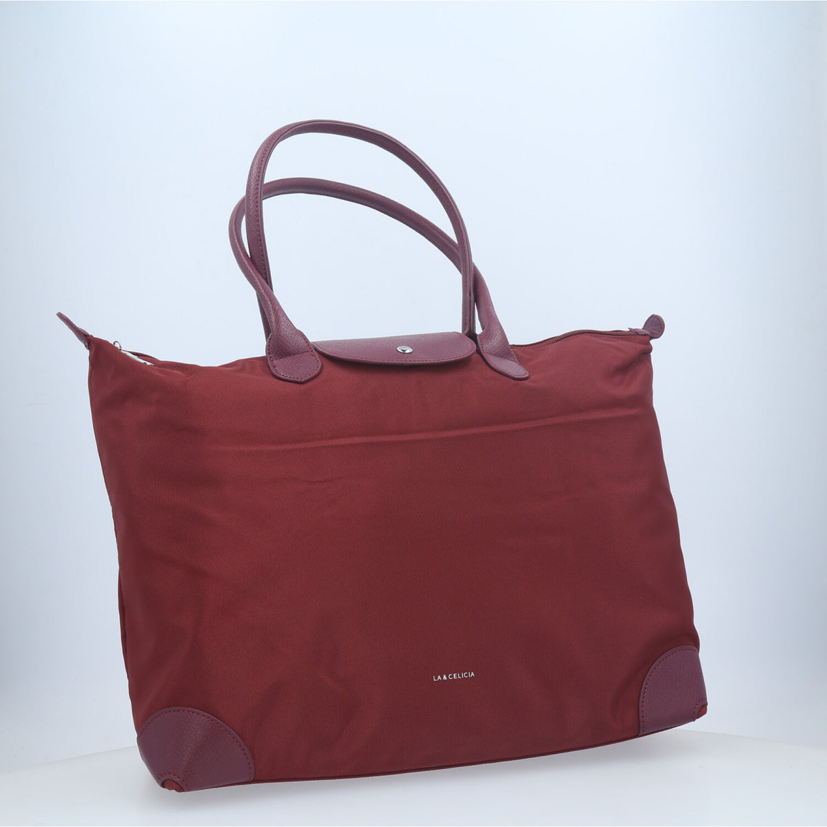 Bolsa Grande em Nylon com Divisões Internas  Vinho
