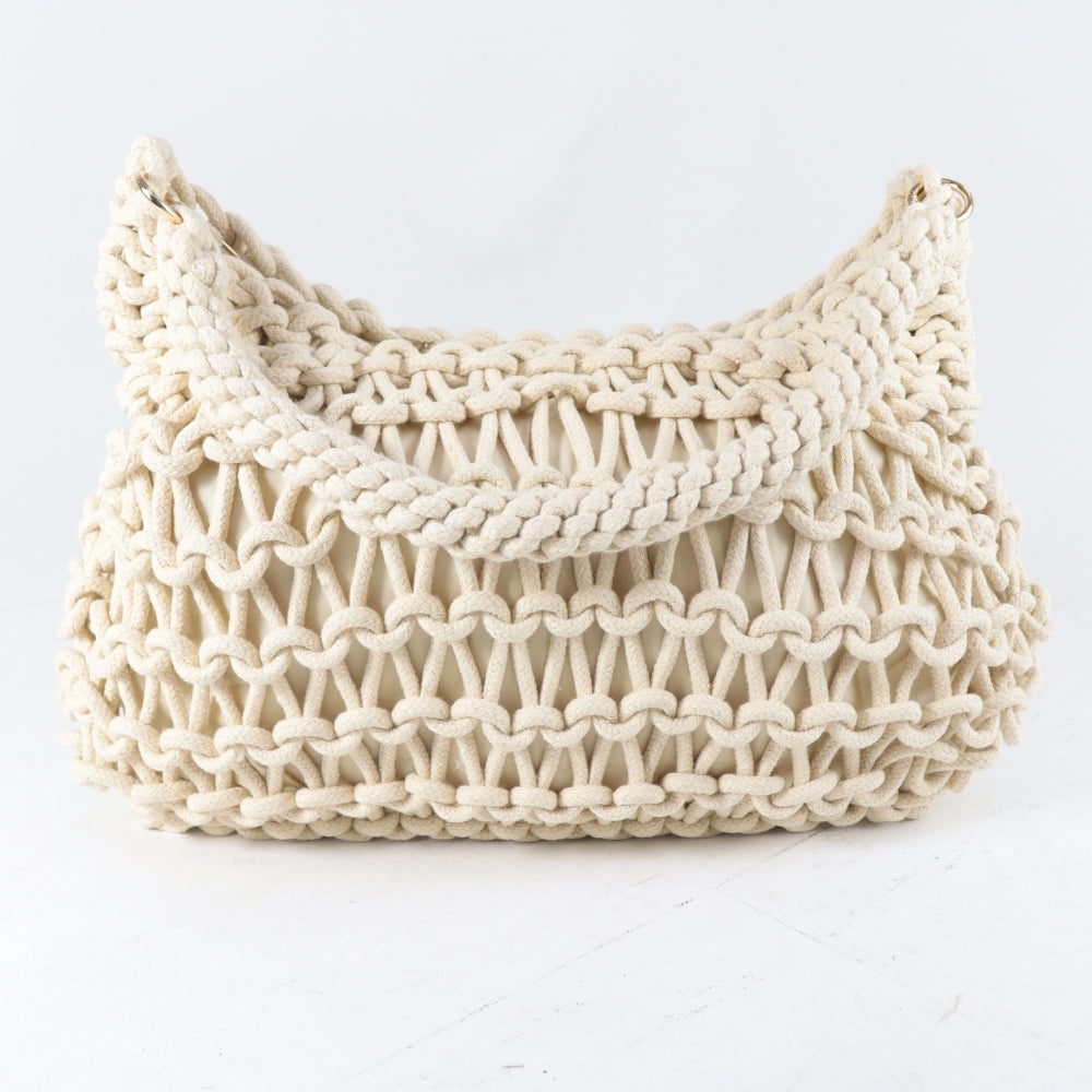 Bolsa Meia Lua em Ráfia com Design Trançado Bege