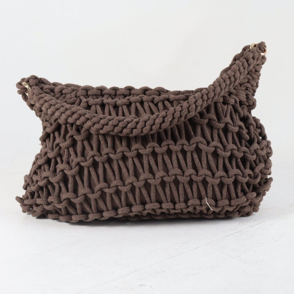 Bolsa Meia Lua em Ráfia com Design Trançado Marrom