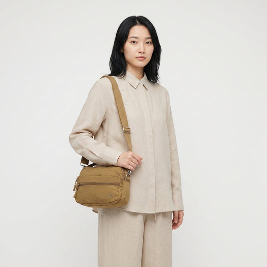 Bolsa Feminina Transversal em Nylon com Alça Regulável Verde