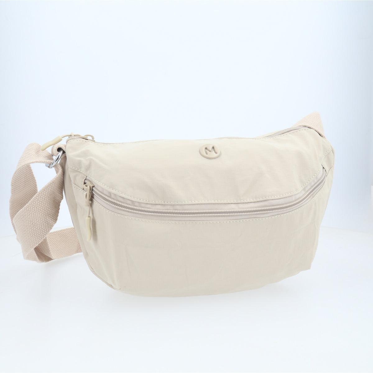 Bolsa Transversal Estilo Pochete em Nylon Marfim