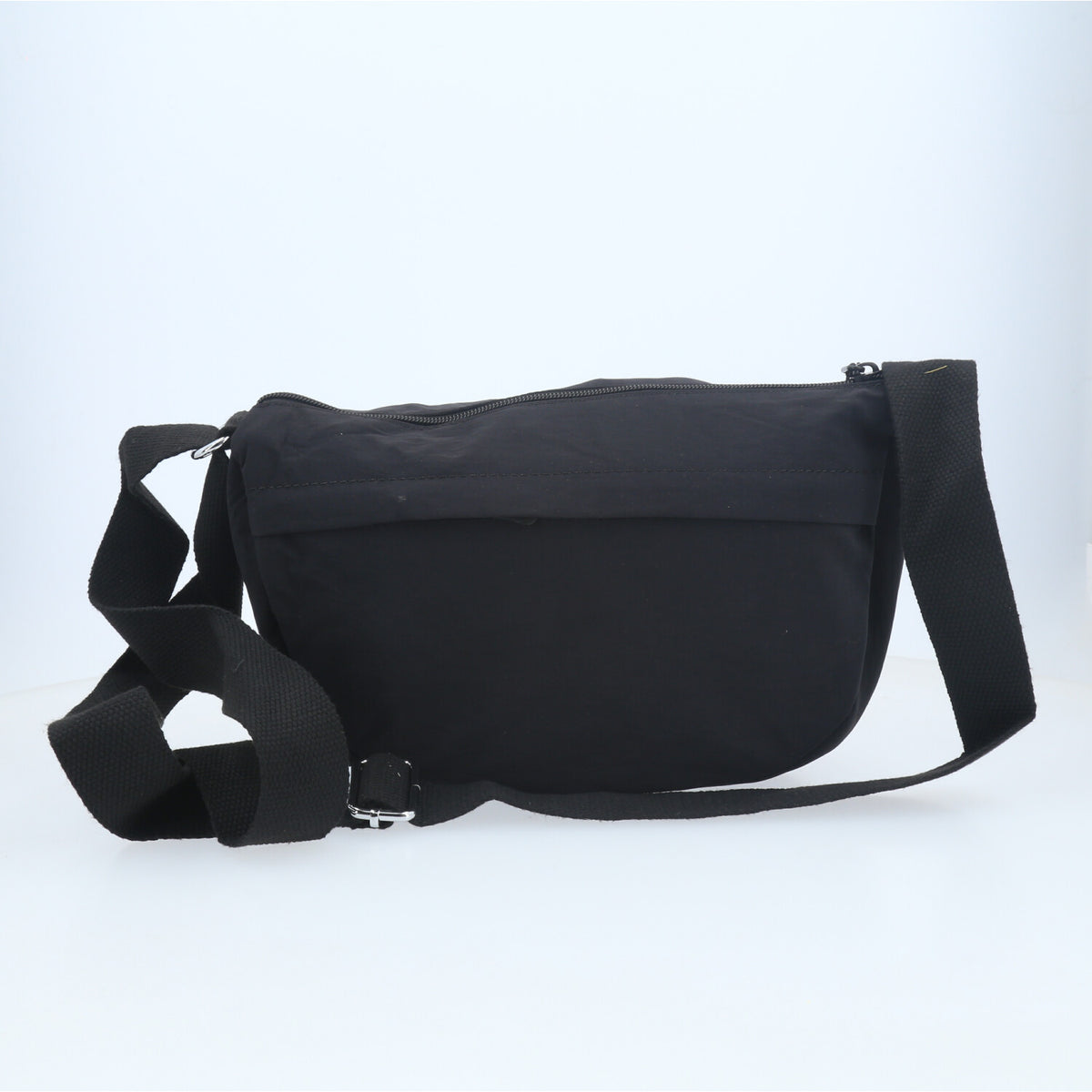 Bolsa Transversal Estilo Pochete em Nylon Preto