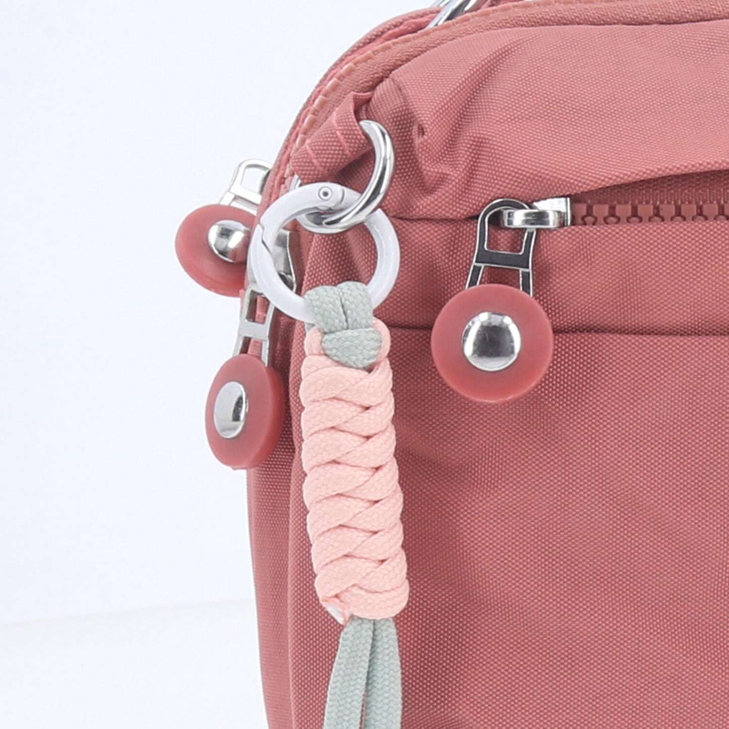 Bolsa Transversal Feminina em Nylon com Múltiplos Bolsos Rosa