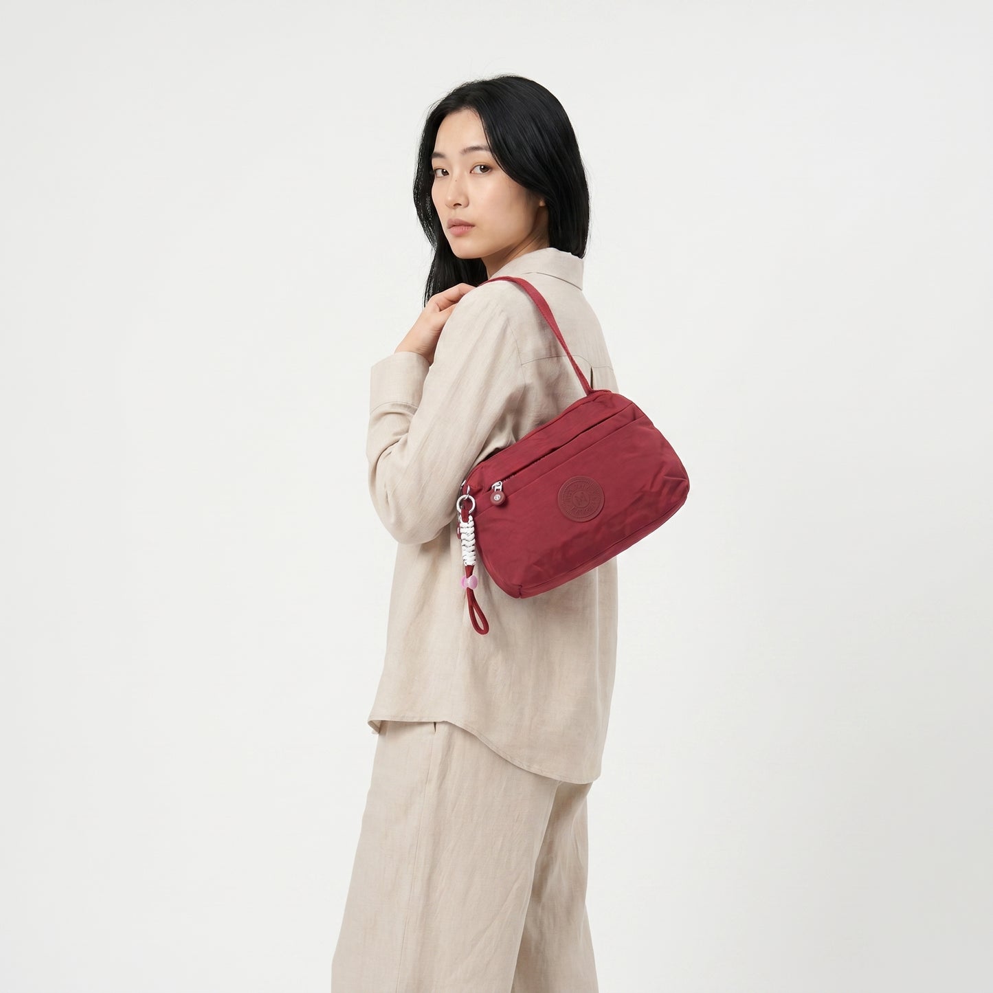 Bolsa Transversal Feminina em Nylon com Múltiplos Bolsos Vermelho
