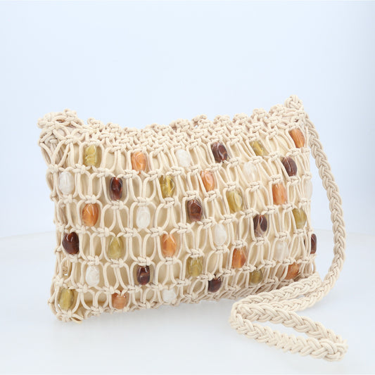 Bolsa em Crochê com Aplique de Madrepérolas Marfim