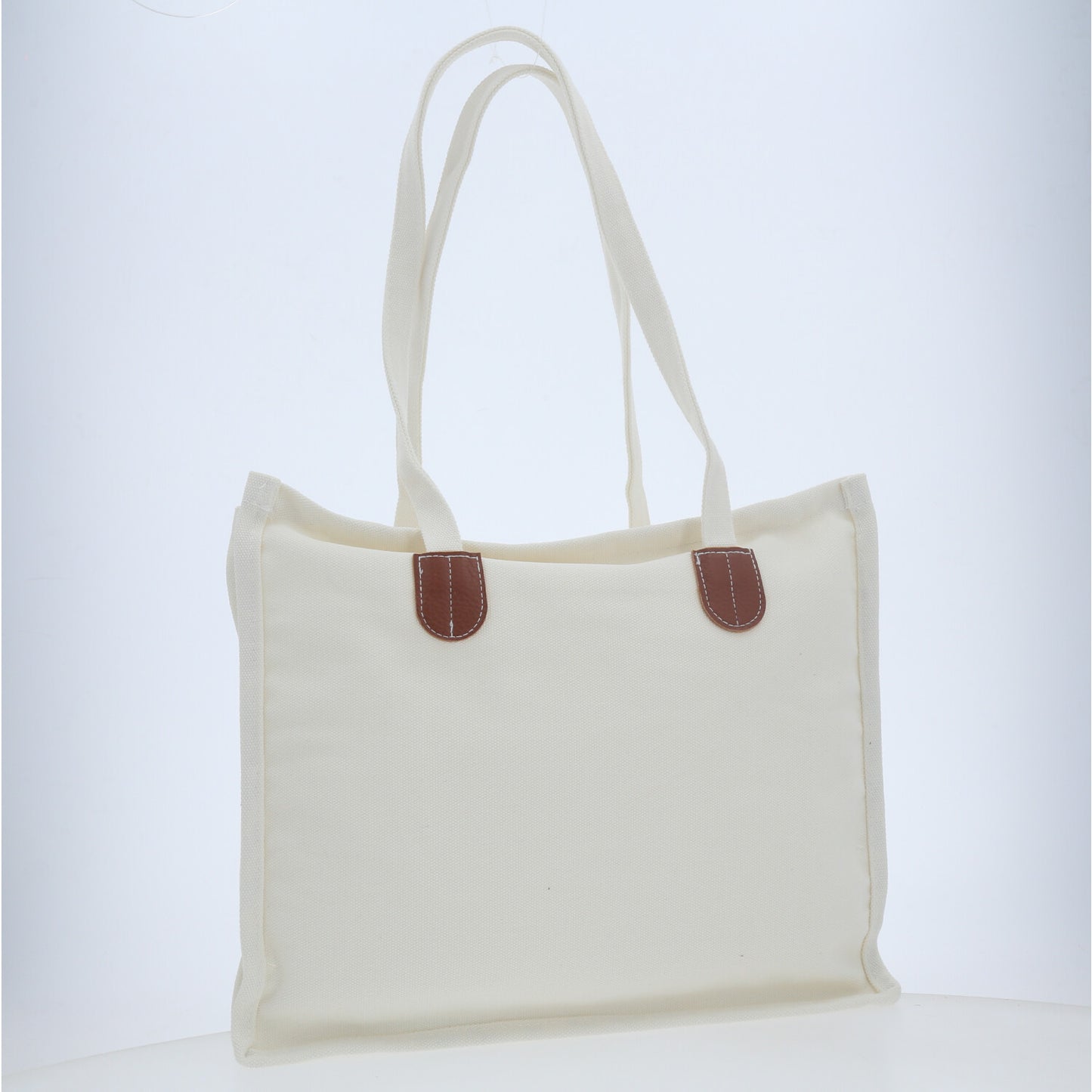 Bolsa Verão em Tecido com Alça de Ombro Fixa Branco
