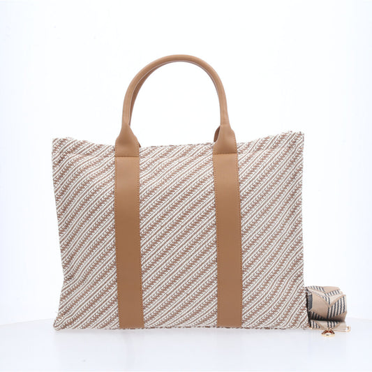 Bolsa Média Alça Transversal Marrom