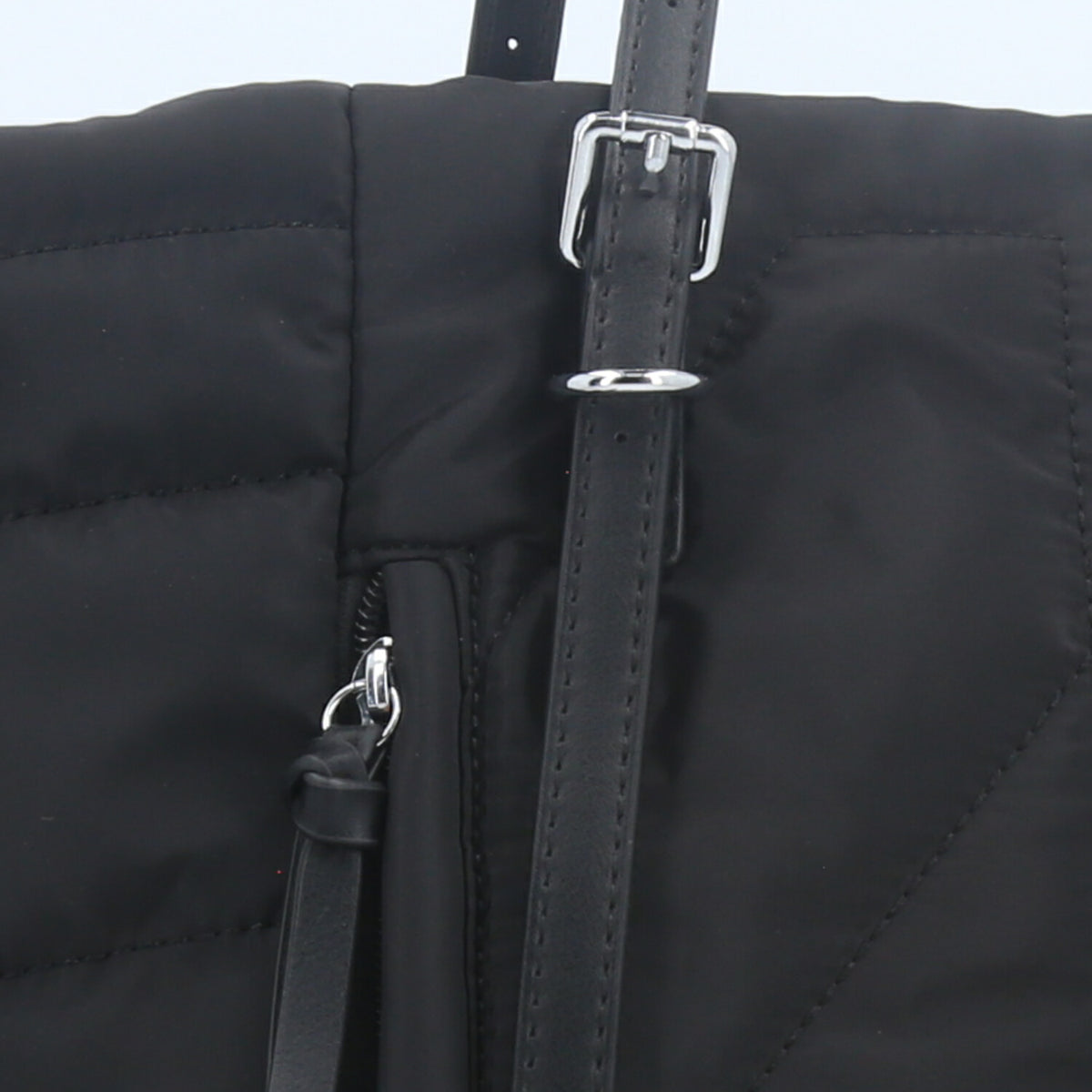 Bolsa Tote Bag Multifuncional em Nylon com Compartimentos Preto