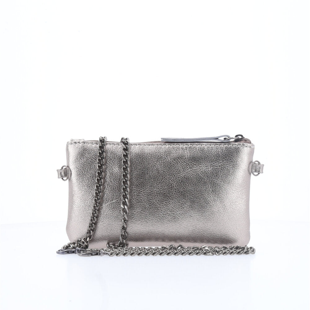 Bolsa de Couro com Alça de Corrente Prata velha