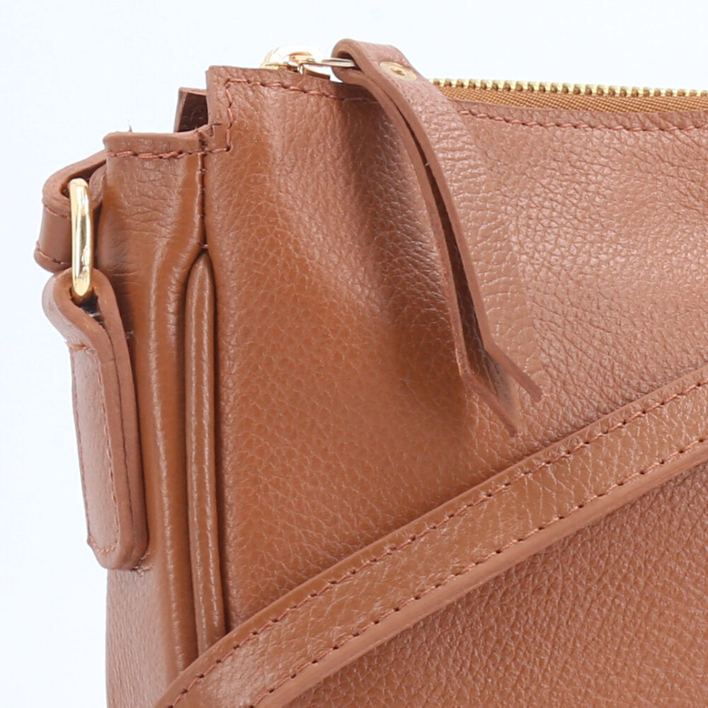 Bolsa Feminina Transversal em Couro Caramelo