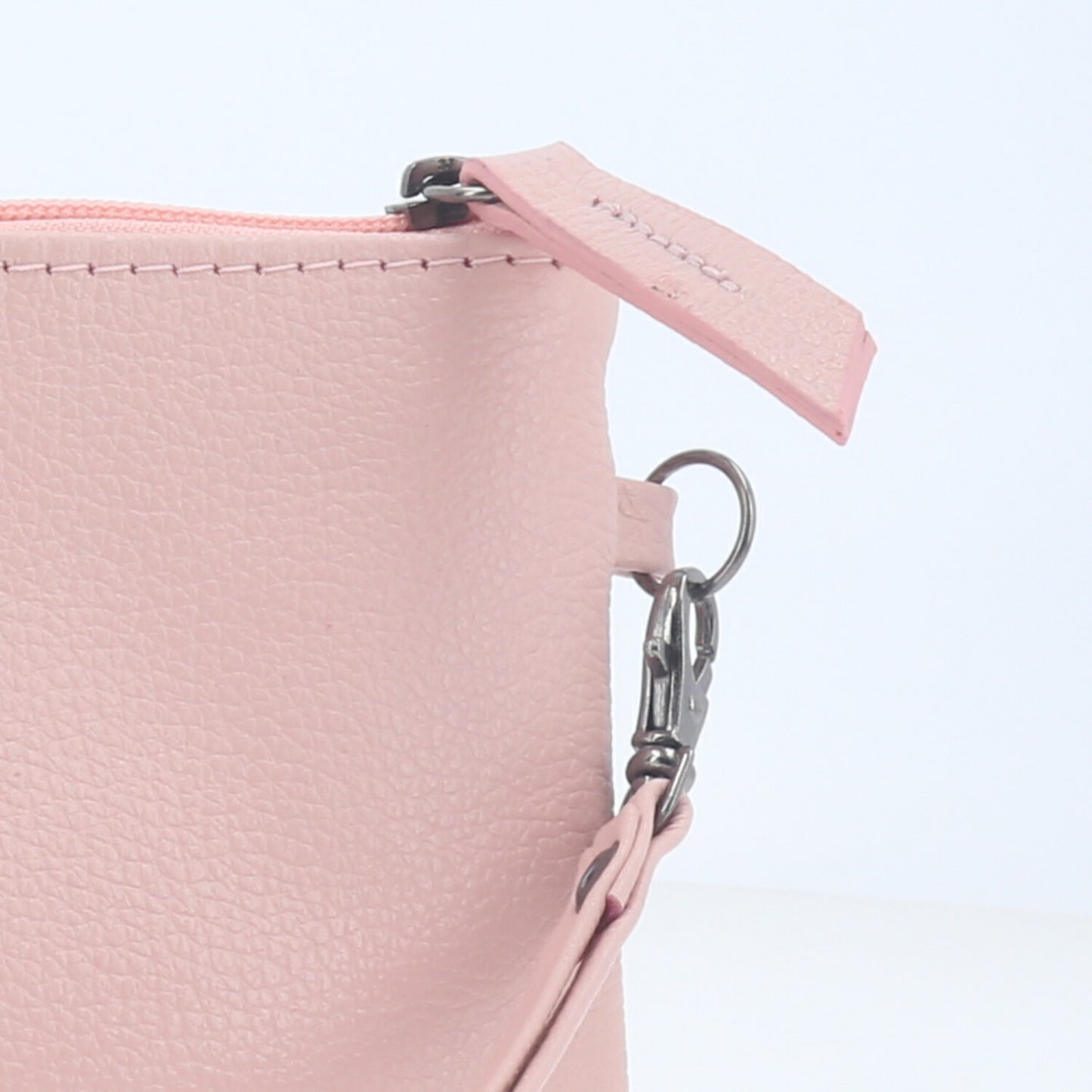 Bolsa Transversal em Couro que Converte em Carteira Rosa claro