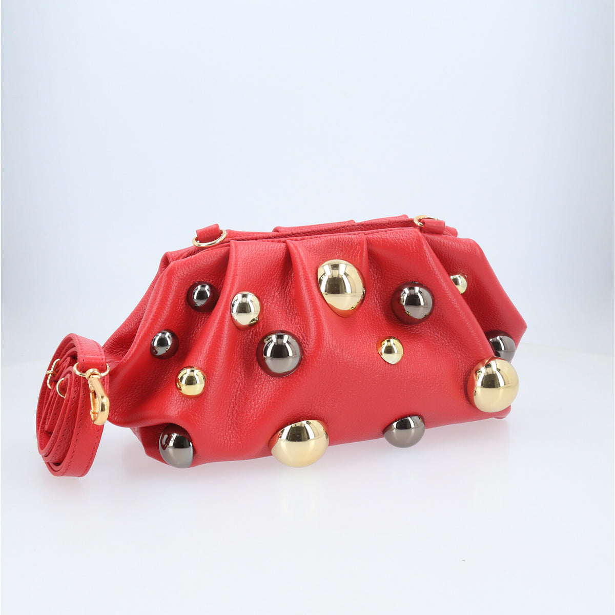 Bolsa em Couro Estilo Clutch com Apliques Metalizado Vermelho
