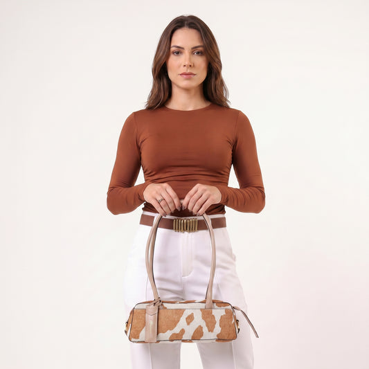 Bolsa Wishin Pampa em Couro com Estampa Animal Print Bege escuro