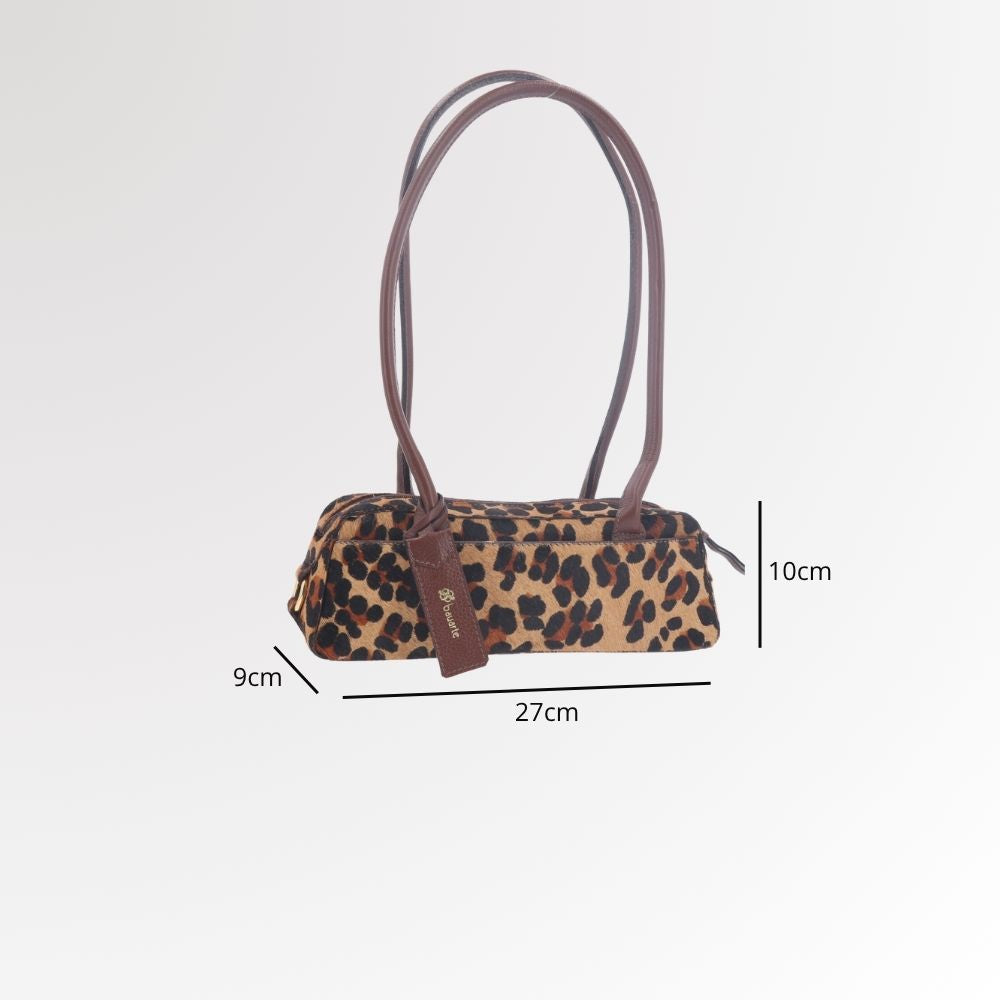Bolsa Wishin Pampa em Couro com Estampa Animal Print Marrom
