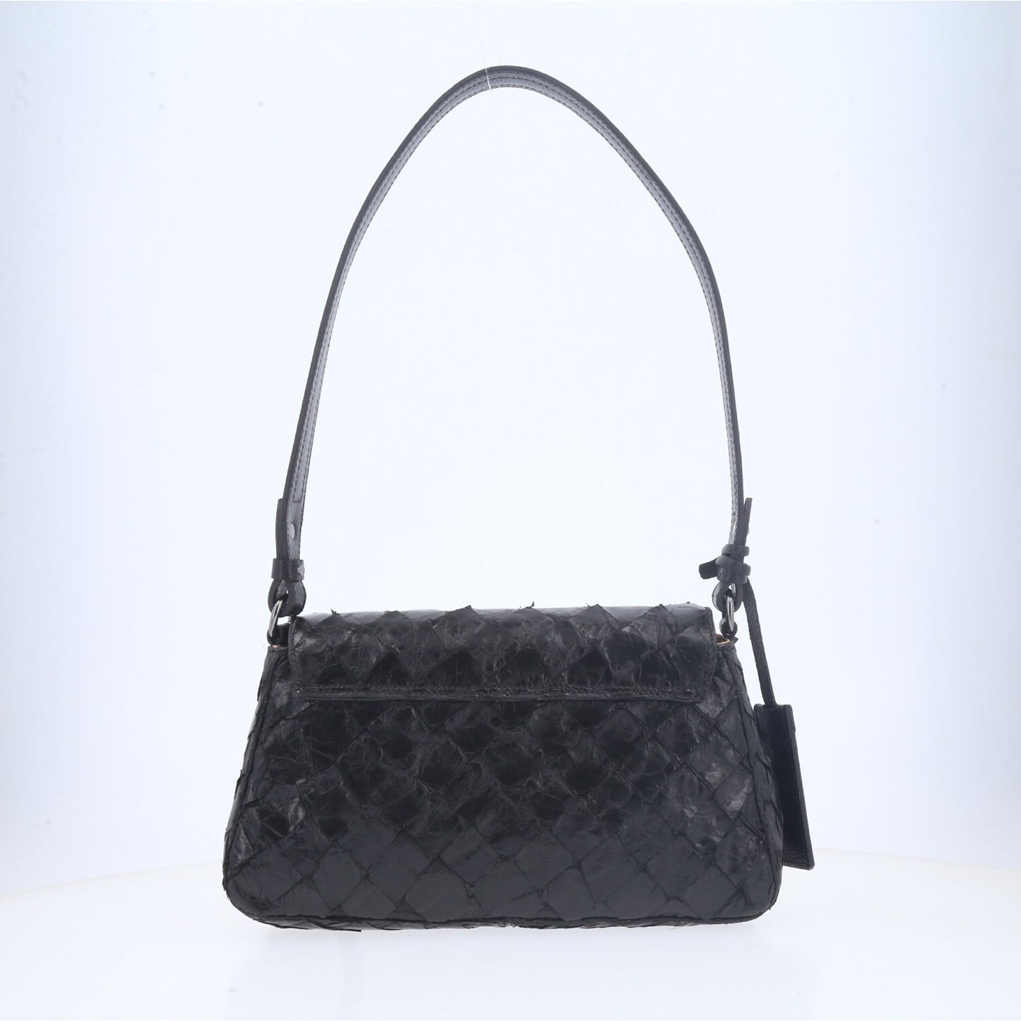 Bolsa Shoulder em Couro de Pirarucu com Alça Fixa Preto
