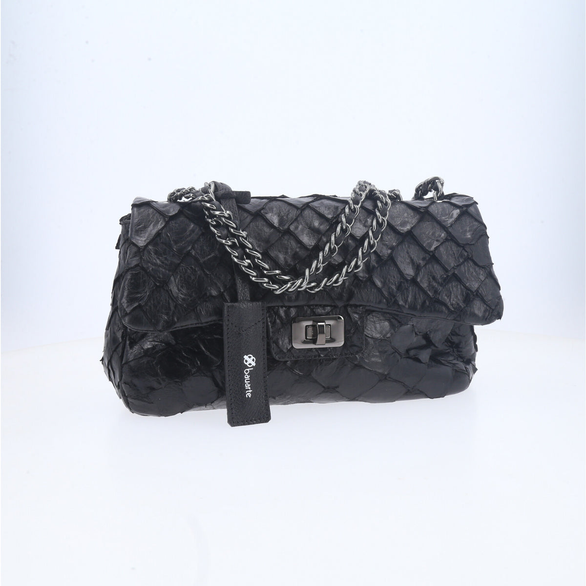 Bolsa Pequena em Couro de Pirarucu com Alça de Corrente  Preto